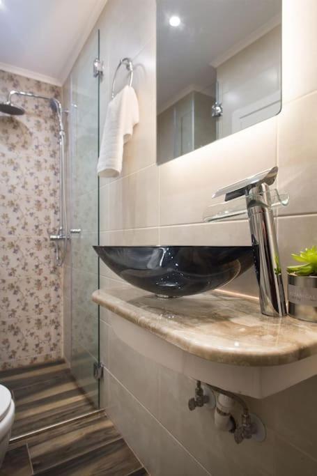 A Comfortable Small Studio Nearby Acropolis 2 Athen Exterior foto